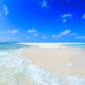 さまぁ ずの神ギ問で日本のキレイな海ランキング はての浜 ティーヌ浜が同率1位